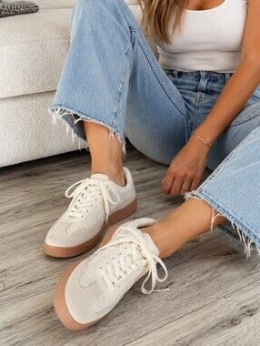 Lucky Step Women’s Cream Woven Suede Gum Sole Sneakers Size 8.5